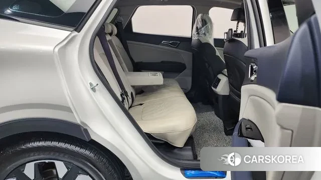 Kia Sportage 5th Generation 2024 Белый из Кореи, фото 2