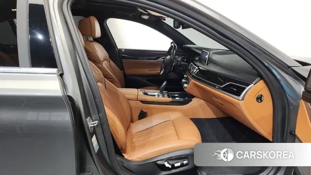 BMW 7 Series (G11) 2019 Серый из Кореи, фото 2