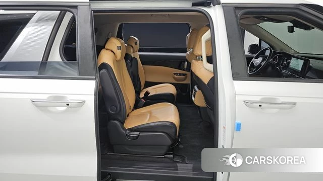 Kia Carnival 4th generation 2022 Белый из Кореи, фото 2