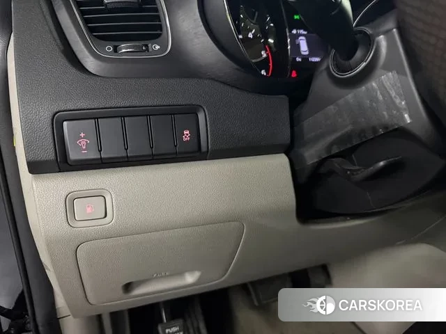 Kia The New Carnival 2019 Черный из Кореи, фото 2