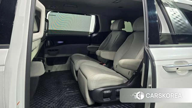 Kia Carnival 4th generation 2023 Белый из Кореи, фото 2