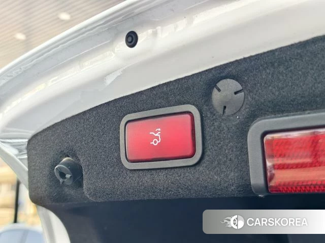 Mercedes-Benz Class C 2021 Белый из Китая, фото 2