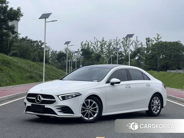Mercedes-Benz Class A 2021 Белый из Китая, фото 2