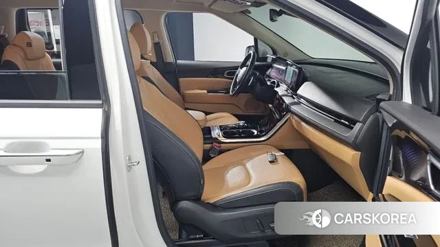 Kia Carnival 4th generation 2023 Белый из Кореи, фото 2