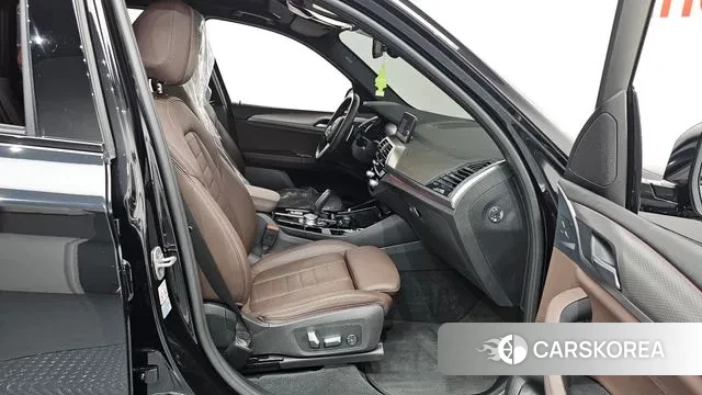 BMW X3 (G01) 2021 Черный из Кореи, фото 2