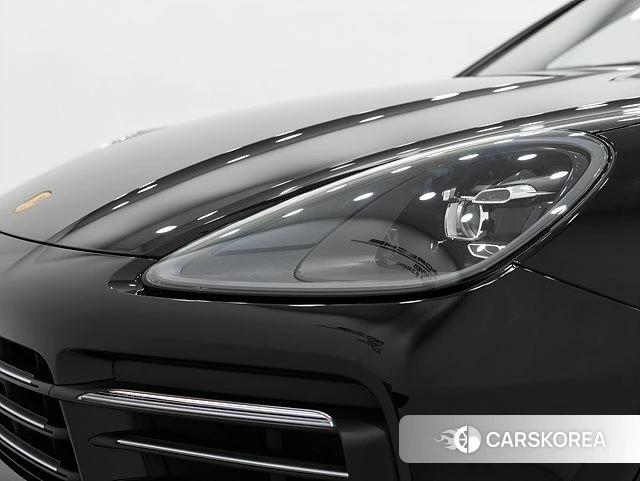 Porsche Cayenne (PO536) 2023 Черный из Кореи, фото 2