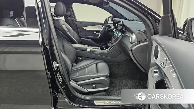 Mercedes-Benz GLC-Class X253 2023 Черный из Кореи, фото 2