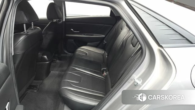 Hyundai Avante (CN7) 2021 Серебристо-серый из Кореи, фото 2
