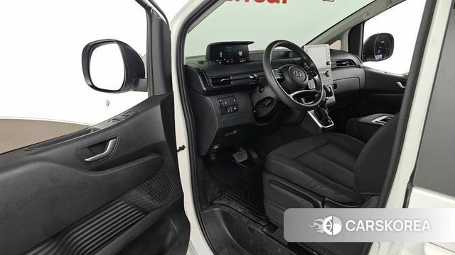 Hyundai Staria 2022 Белый из Кореи, фото 2