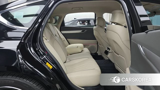 Genesis G80 (RG3) 2024 Черный из Кореи, фото 2