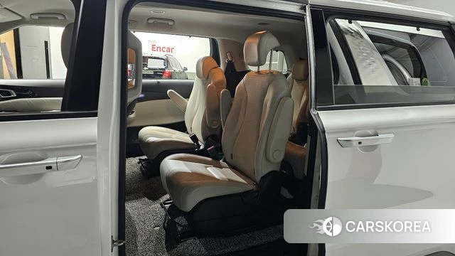 Kia Carnival 4th generation 2022 Белый из Кореи, фото 2