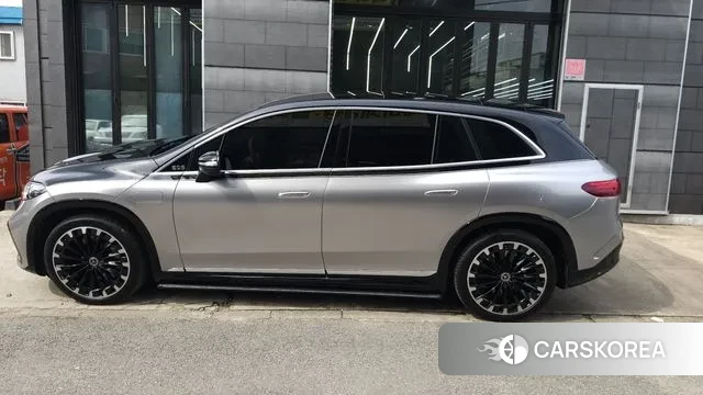 Mercedes-Benz EQS SUV X296 2023 Черный двухцветный из Кореи, фото 2