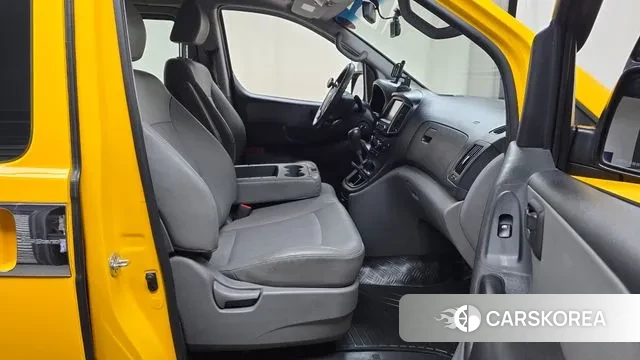 Hyundai The New Grand Starex 2018 Желтый из Кореи, фото 2