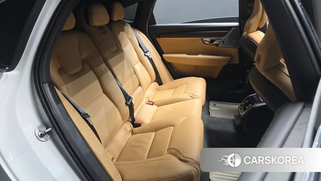 Volvo S90 2023 Белый из Кореи, фото 2
