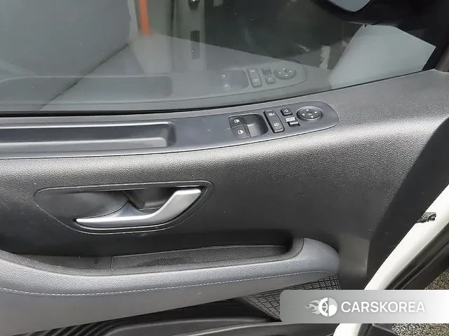 Hyundai Staria 2021 Белый из Кореи, фото 2