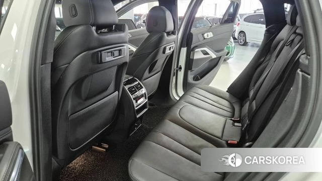BMW X6 (G06) 2022 Белый из Кореи, фото 2