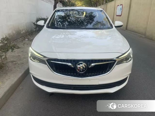 Buick Yinglang 2020 Белый из Китая, фото 2