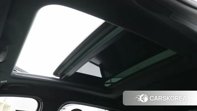 BMW 1 Series (F40) 2023 Черный из Кореи, фото 2