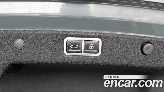 Hyundai Grandeur Hybrid (GN7) 2023 Зеленый из Кореи, фото 2