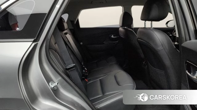Kia Niro EV 2021 Серебристо-серый из Кореи, фото 2
