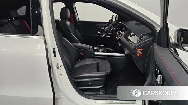 Mercedes-Benz GLA - Class H247 2021 Белый из Кореи, фото 2