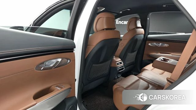 Genesis GV70 2023 Белый из Кореи, фото 2