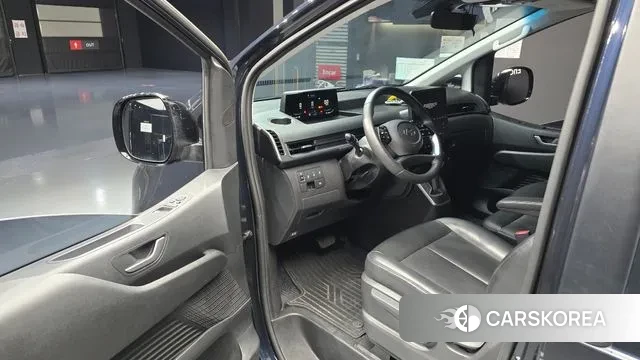 Hyundai Staria 2023 Синий из Кореи, фото 2