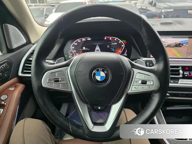 BMW X7 (G07) 2021 Белый из Кореи, фото 2