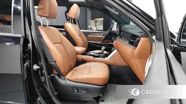 Kia Mohave Master 2023 Черный из Кореи, фото 2