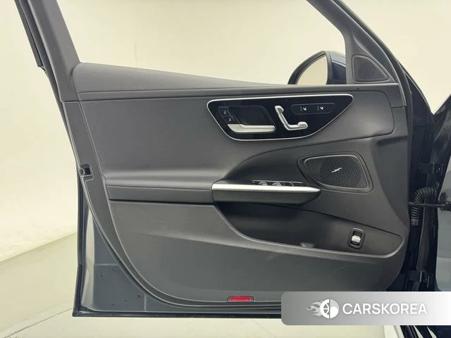 Mercedes-Benz Class C 2024 Зеленый из Китая, фото 2
