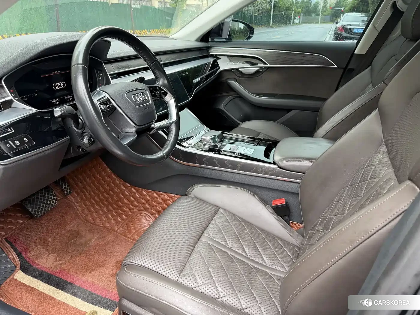 Audi A8 2021 Черный из Китая, фото 2