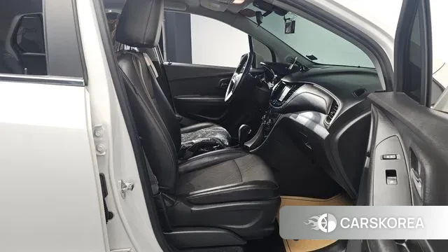 Chevrolet (GM Daewoo) The New Trax 2018 Белый из Кореи, фото 2