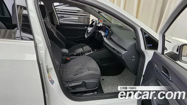 Volkswagen Golf 8th Generation id 2718358 из Кореи 2