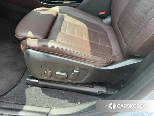 BMW X4 (G02) 2025 Небесно-голубой из Кореи, фото 2