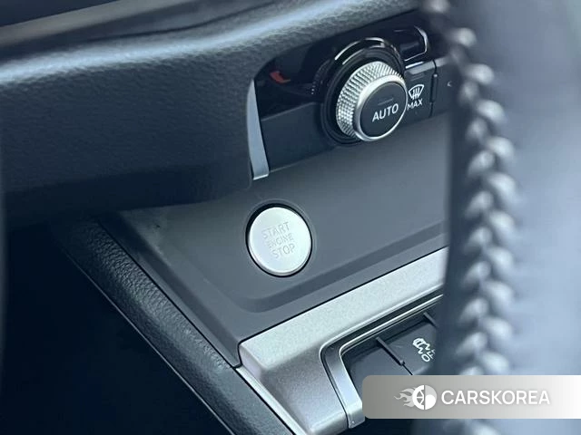 Audi Q3 2020 Синий из Китая, фото 2