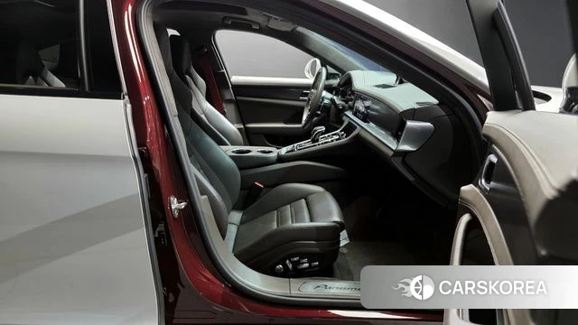 Porsche Panamera (971) 2019 Серебристо-серый из Кореи, фото 2