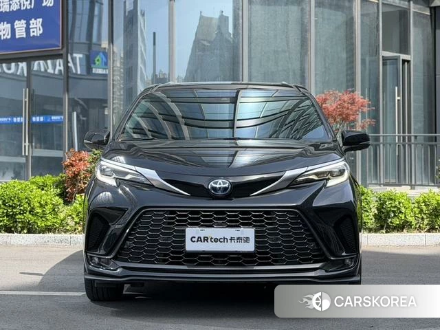Toyota Grevia 2023 Черный из Китая, фото 2