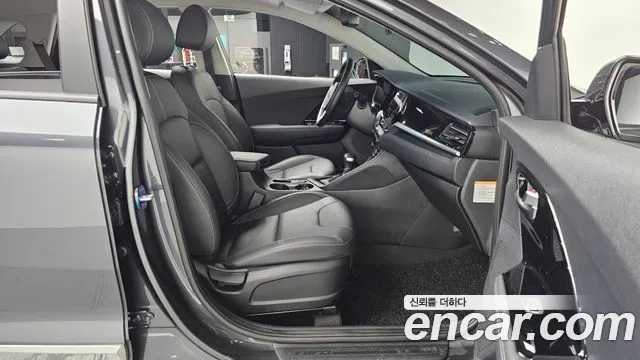 Kia The New Niro 2021 Серый из Кореи, фото 2