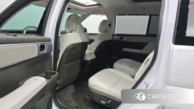 Hyundai Santa Fe (MX5) 2024 Белый из Кореи, фото 2