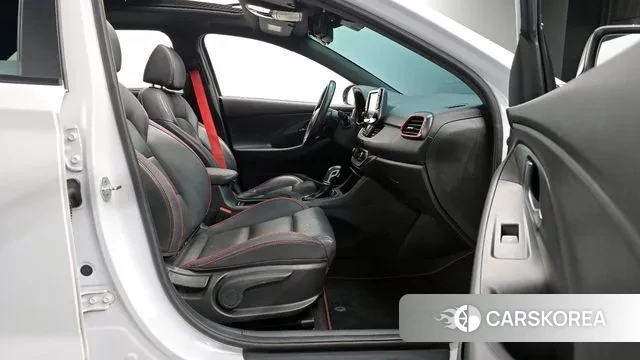 Hyundai i30 (PD) 2019 Белый из Кореи, фото 2