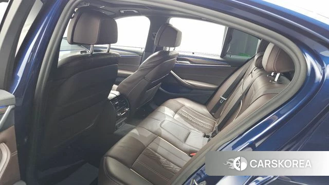 BMW 5 Series (G30) 2019 Синий из Кореи, фото 2
