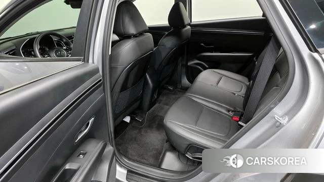 Hyundai Tucson (NX4) 2023 Серебряный из Кореи, фото 2