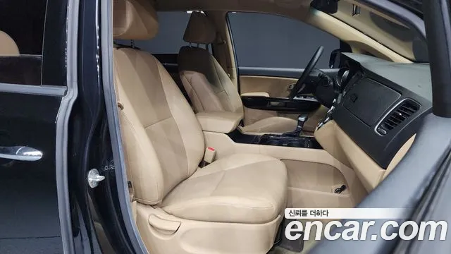 Kia All New Carnival 2018 Черный из Кореи, фото 2