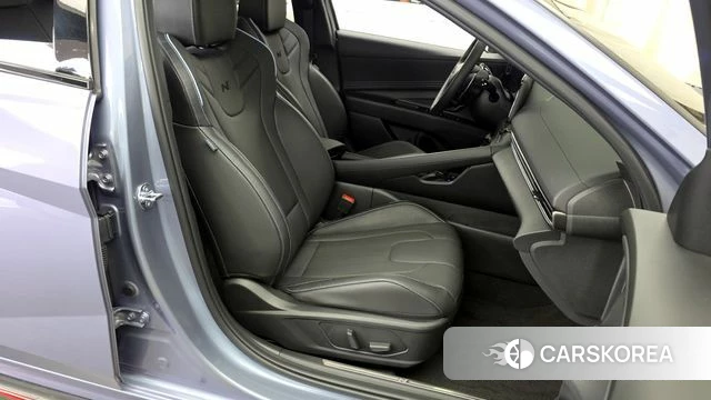 Hyundai The New Avante (CN7) 2025 Светло-серебряный цвет из Кореи, фото 2