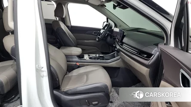 Kia The New Carnival 4th Generation 2025 Белый из Кореи, фото 2