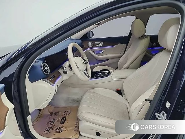 Mercedes-Benz E-Class W213 2019 Синий из Кореи, фото 2