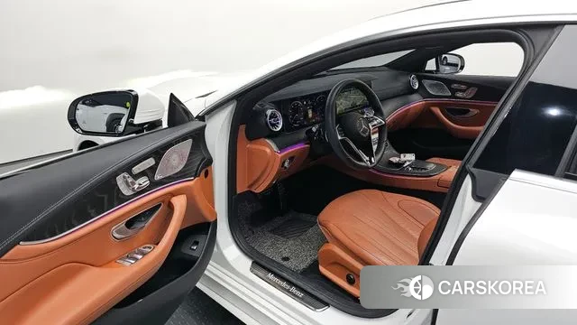 Mercedes-Benz CLS-Class C257 2022 Белый из Кореи, фото 2