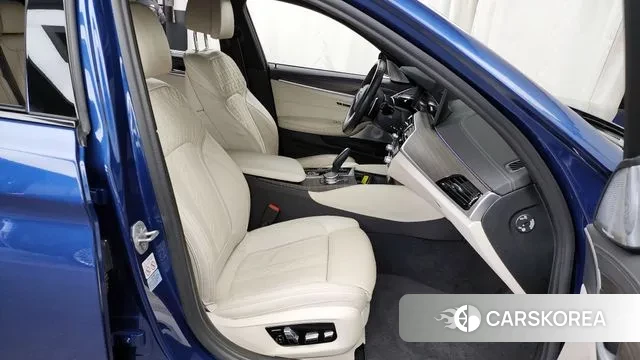 BMW 5 Series (G30) 2020 Синий из Кореи, фото 2