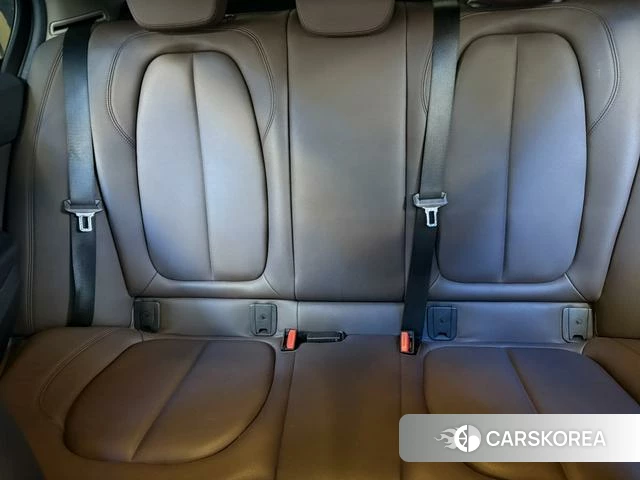 BMW 1 series id 3890674 из Китая 2