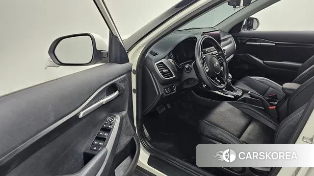 Kia Seltos 2020 Белый из Кореи, фото 2